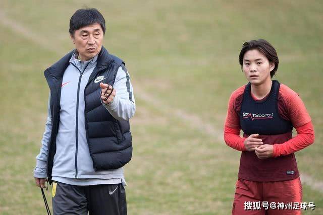 梅根·福克斯转型开启个人付费内容平台